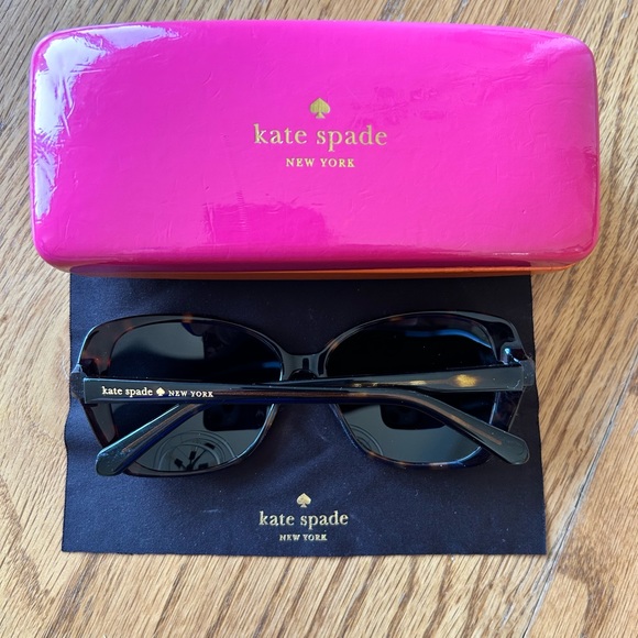 Kate Spade tortoise glitter sunglasses - Picture 4 of 8